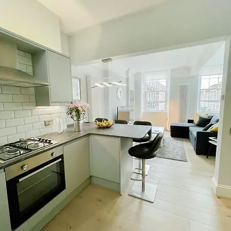 Modern & Spacious 1 Bed Apt, West End EDI Buitenkant foto